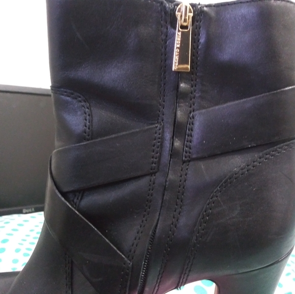 Leather Boots - Picture 3 of 5